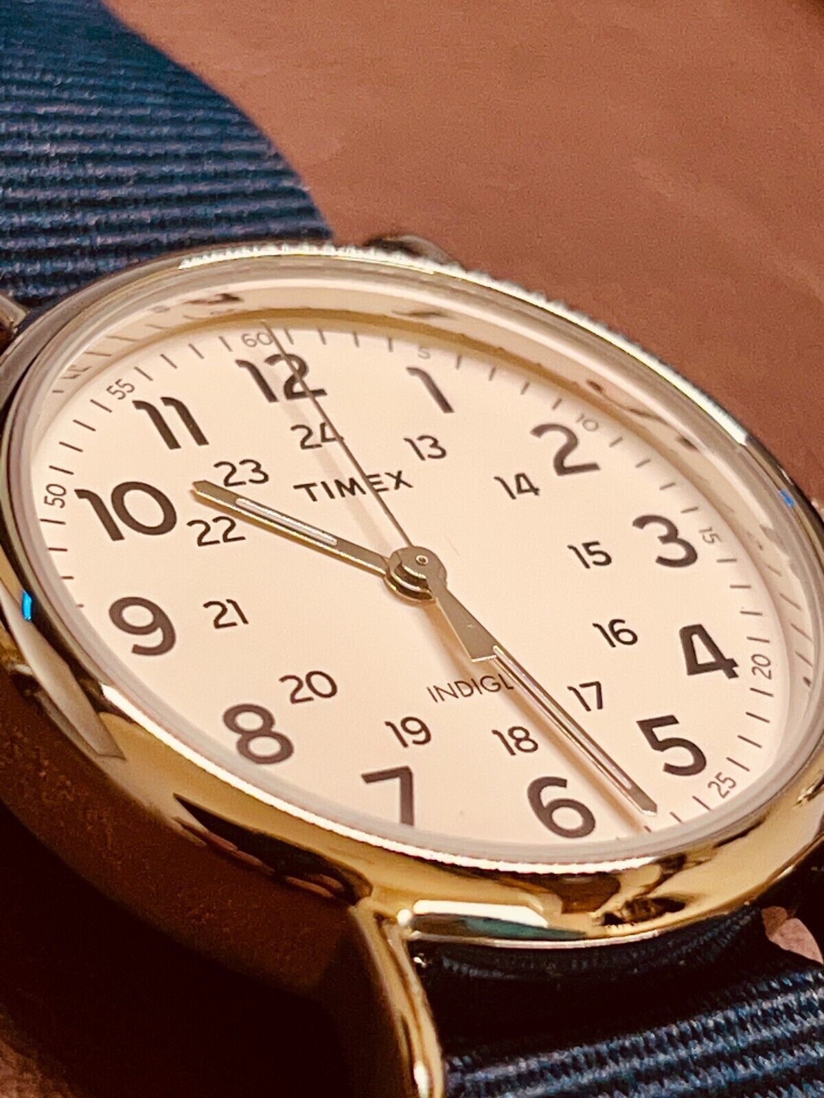 Brand New - Timex Gents Weekender Watch TW2T29200, with Original Packaging
