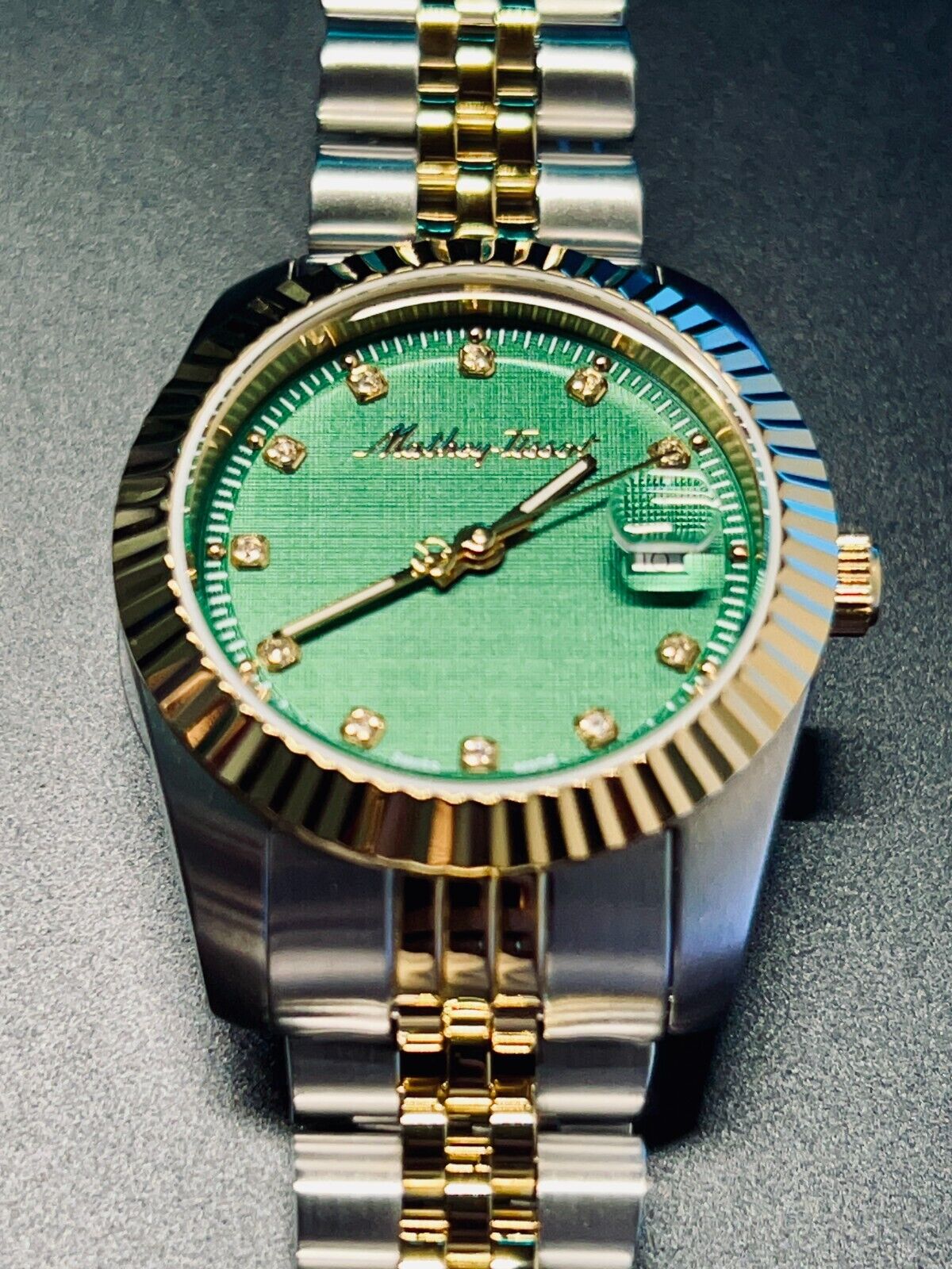 Rolly III 32 mm Silver Stainless Steel Case, Gold/Silver - Green Dial