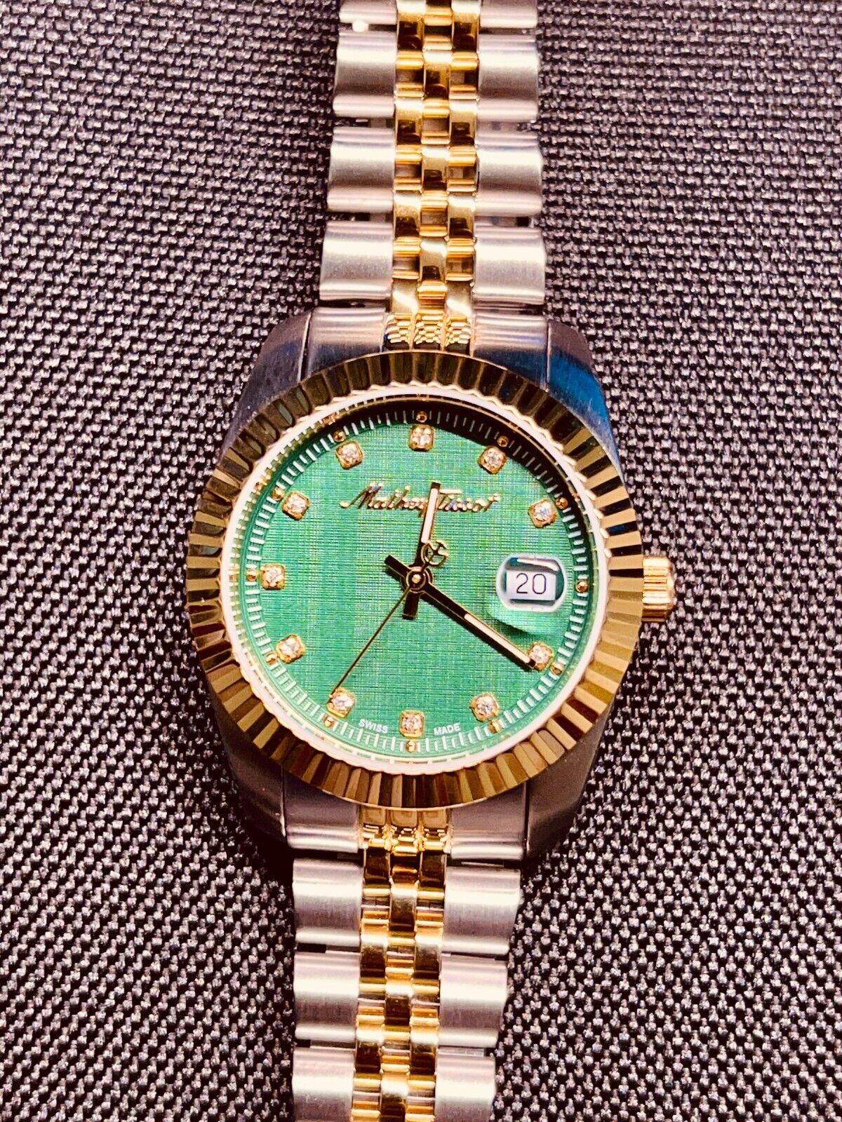 Rolly III 32 mm Silver Stainless Steel Case, Gold/Silver - Green Dial