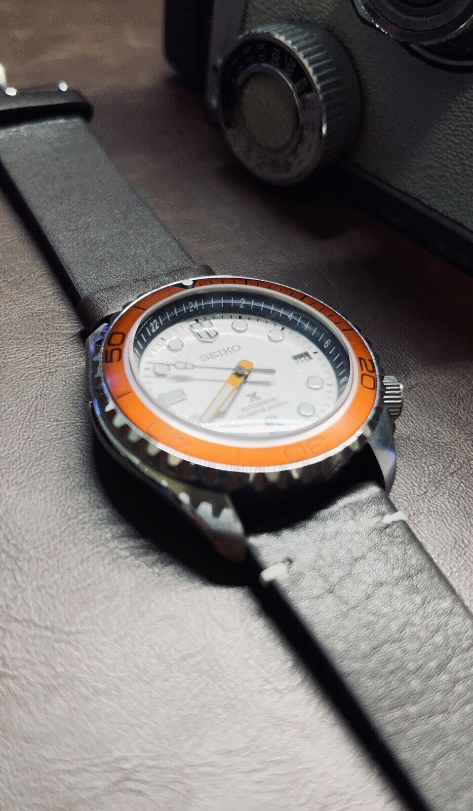 Seiko Mod watch (NH35) movement - White Dial - Automatic