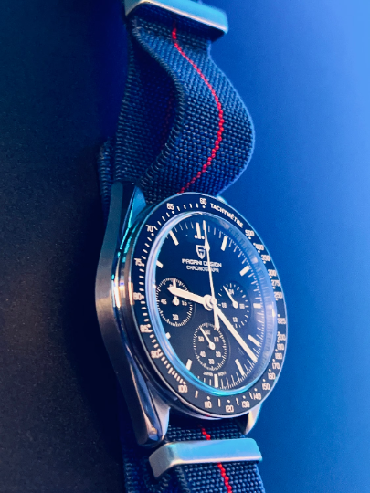 Design 1701 Moonwatch Homage Additional Strap included
