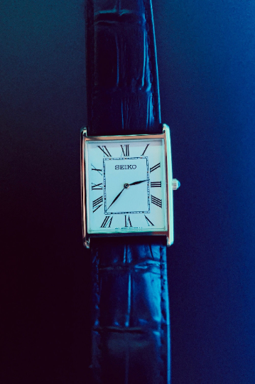 NEW - Seiko Tank - Dress Watch - calibre 4N30 - 38 x 28 mm size